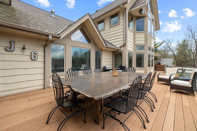 7430 Aurora ROAD, West Bend, WI 53090