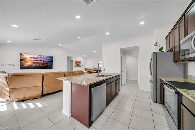 1105 NW 24th PL, Cape Coral, FL 33993