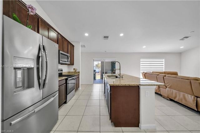 1105 NW 24th PL, Cape Coral, FL 33993