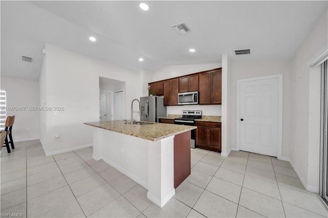 1105 NW 24th PL, Cape Coral, FL 33993