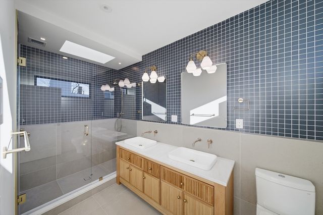 545 East 2nd St PH2, Boston, MA 02127