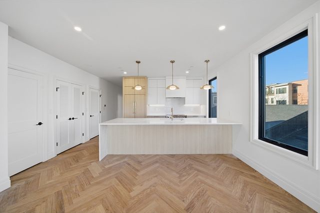 545 East 2nd St PH2, Boston, MA 02127