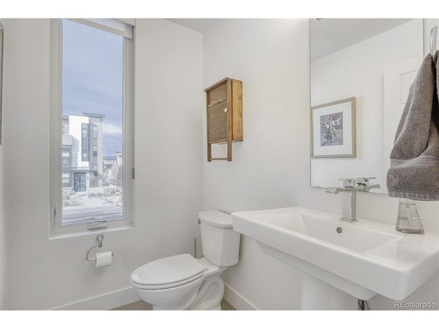 6850 E Lowry Blvd, Denver, CO 80230