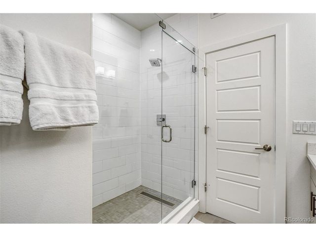 6850 E Lowry Blvd, Denver, CO 80230