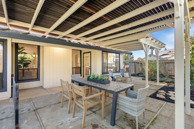 4203 Valtara Rd, Cameron Park, CA 95682