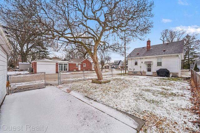 23000 Columbia Street, Dearborn, MI 48124