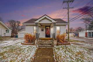 23000 Columbia Street, Dearborn, MI 48124