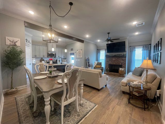 114 Rue Wyatt Philip, Schriever, LA 70395