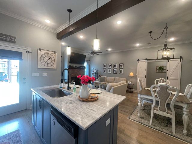 114 Rue Wyatt Philip, Schriever, LA 70395