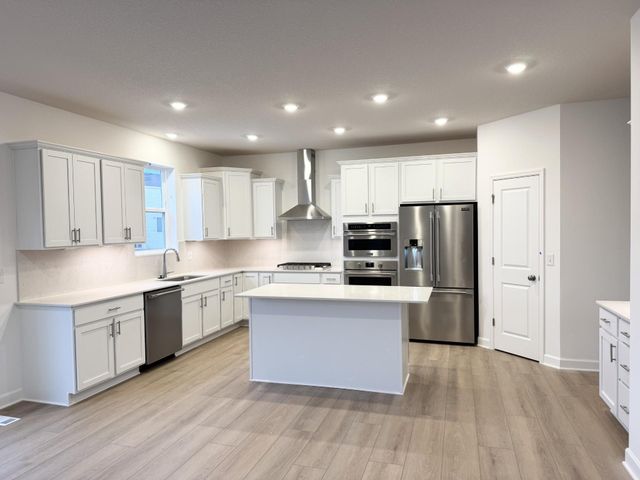 1923 Ironwood Drive, Carver, MN 55315