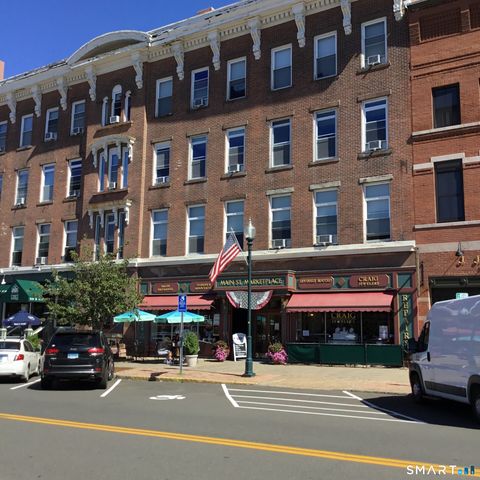 200 East Main Street, Wallingford, CT 06492