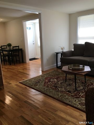 200 East Main Street, Wallingford, CT 06492