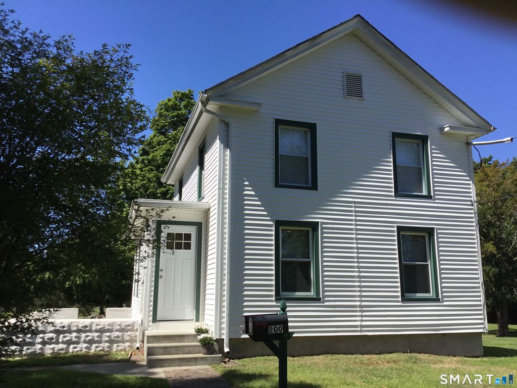 200 East Main Street, Wallingford, CT 06492