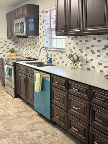 13160 Crystal Trail, Conroe, TX 77306