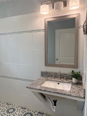 13160 Crystal Trail, Conroe, TX 77306