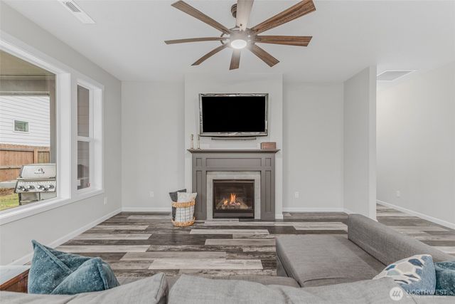 10215 NE 104th Street, Vancouver, WA 98662