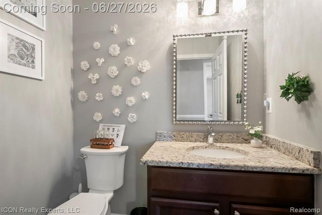 884 Grandview Drive, Commerce Twp, MI 48390