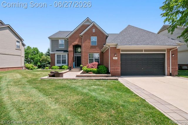 884 Grandview Drive, Commerce Twp, MI 48390