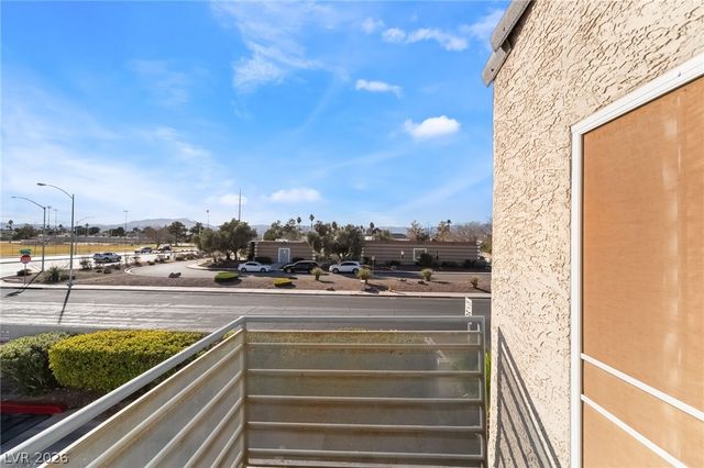 6250 West Flamingo Road 17, Las Vegas, NV 89103