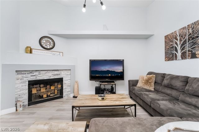 6250 West Flamingo Road 17, Las Vegas, NV 89103