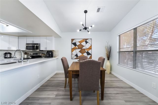 6250 West Flamingo Road 17, Las Vegas, NV 89103