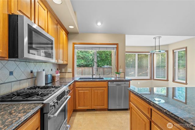 6904 227th Street Ct E, Spanaway, WA 98387