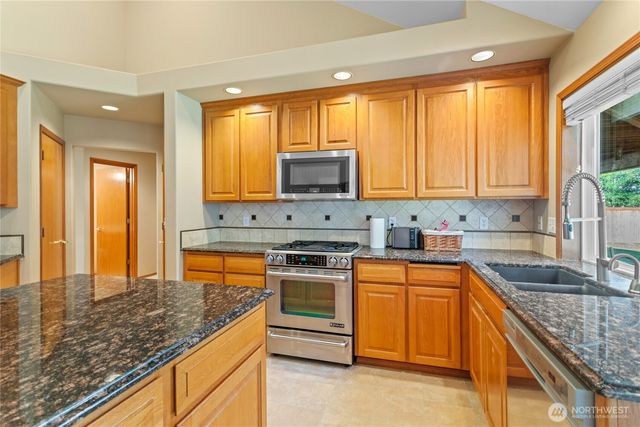 6904 227th Street Ct E, Spanaway, WA 98387