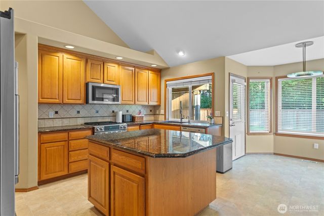 6904 227th Street Ct E, Spanaway, WA 98387