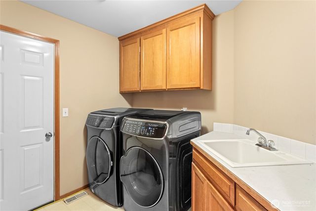 6904 227th Street Ct E, Spanaway, WA 98387