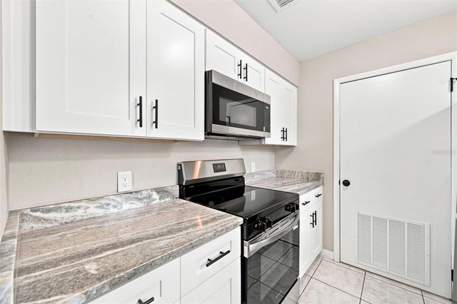 4215 E BAY DRIVE 405, Clearwater, FL 33764