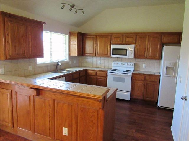17405 Bronze Lane, Edmond, OK 73012