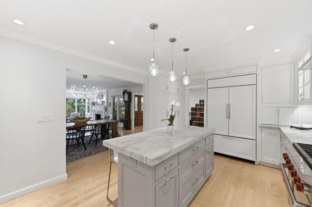 1700 Pine Knoll Drive, Belmont, CA 94002