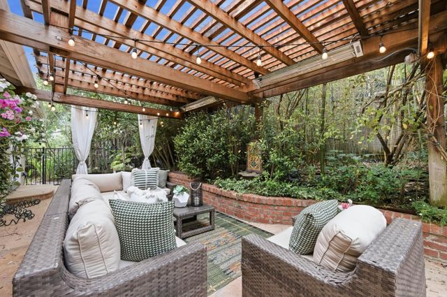 1700 Pine Knoll Drive, Belmont, CA 94002