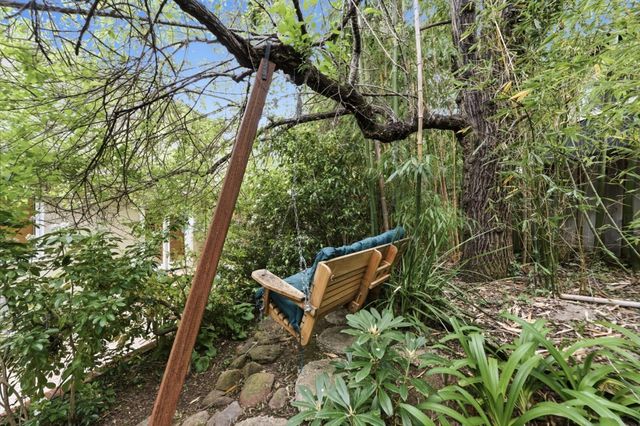 1700 Pine Knoll Drive, Belmont, CA 94002