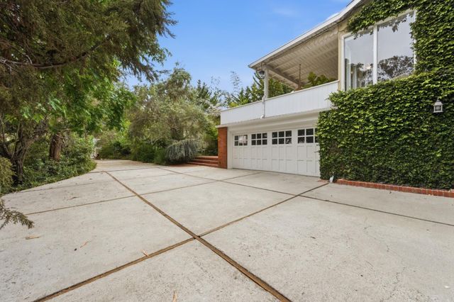 1700 Pine Knoll Drive, Belmont, CA 94002