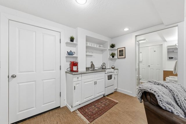 1700 Pine Knoll Drive, Belmont, CA 94002