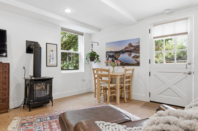 1700 Pine Knoll Drive, Belmont, CA 94002