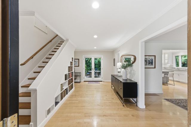 1700 Pine Knoll Drive, Belmont, CA 94002