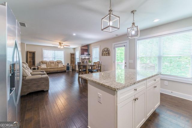 46 Longview Drive, Dawsonville, GA 30534