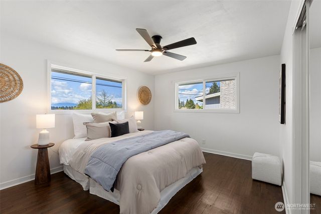 3518 Petersville Road NE, Bremerton, WA 98310