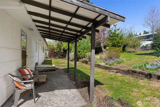 3518 Petersville Road NE, Bremerton, WA 98310