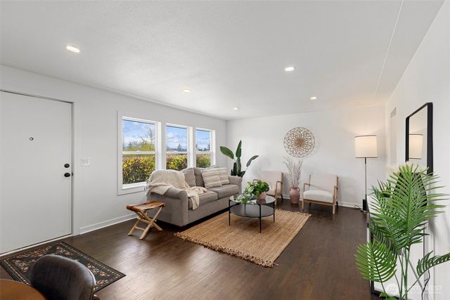 3518 Petersville Road NE, Bremerton, WA 98310