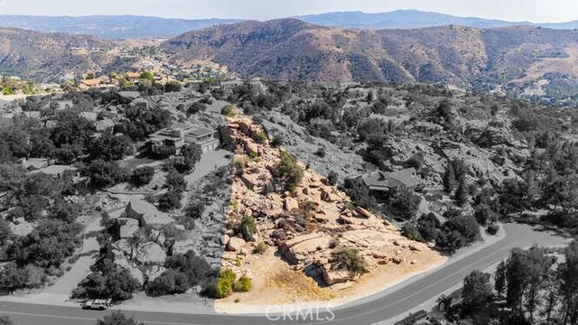 148 Stagecoach Road, Bell Canyon, CA 91307