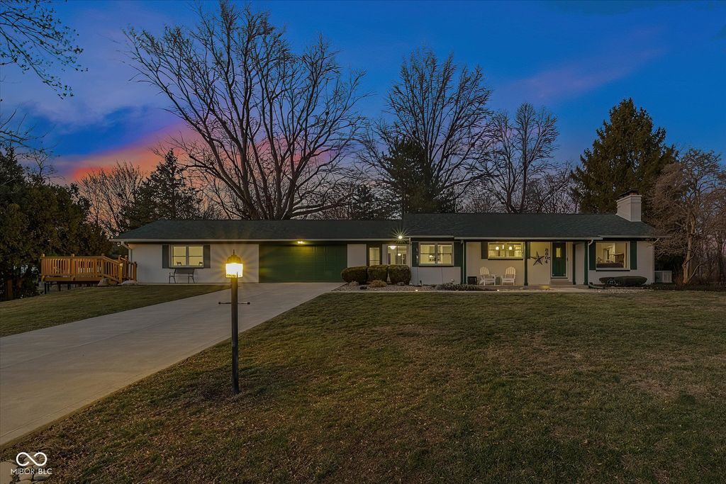8804 Cholla Road, Indianapolis, IN 46240