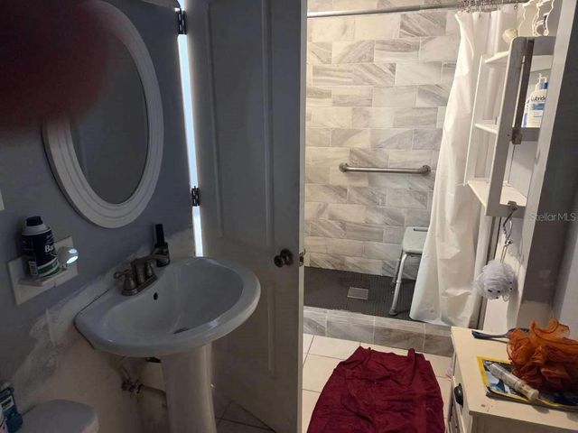 6504 SALINE STREET, Tampa, FL 33634