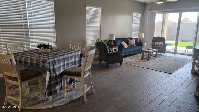 40871 W SUNLAND Drive, Maricopa, AZ 85138