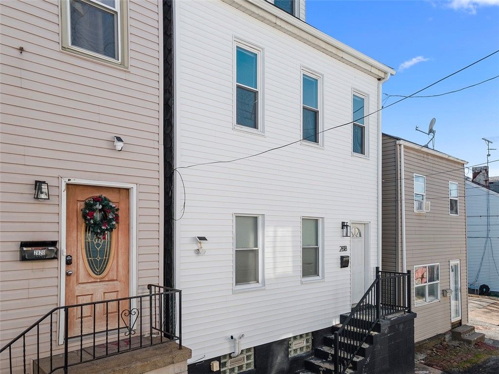 2818 Edwards Way, South Side, PA 15203