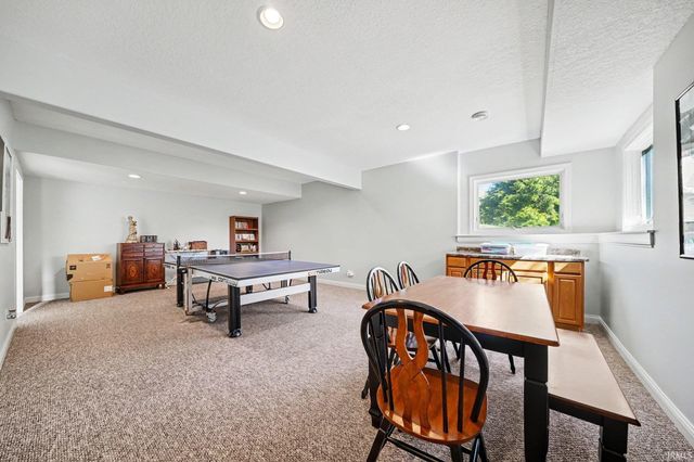 56 N Superior Avenue, Warsaw, IN 46582