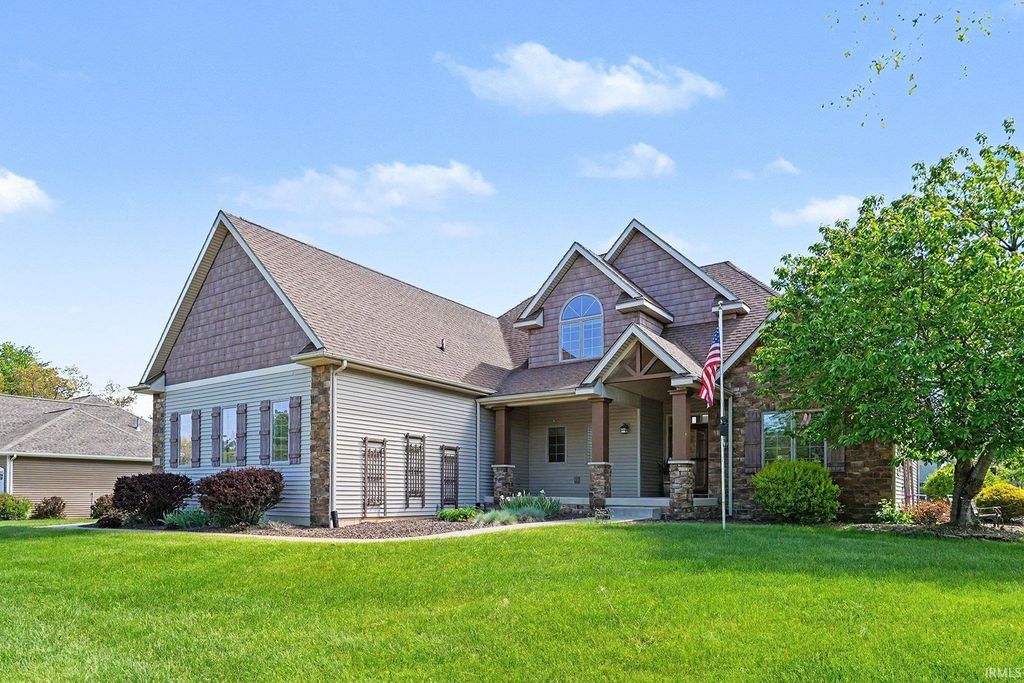 56 N Superior Avenue, Warsaw, IN 46582