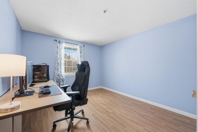 804 Elmwood Drive, Hudson, NH 03051